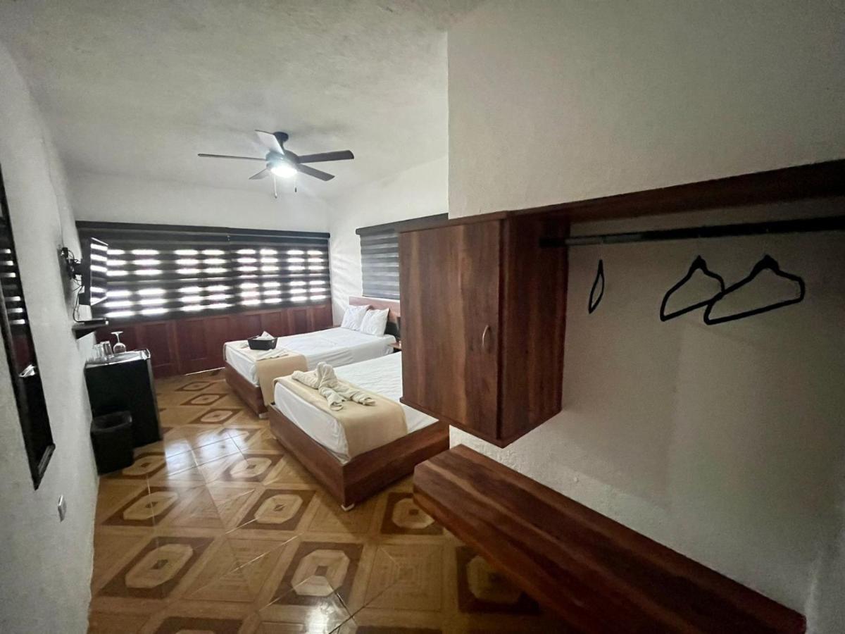 Balam Playa - 15Th Ave Hotel Playa del Carmen Exterior photo A room at the hotel