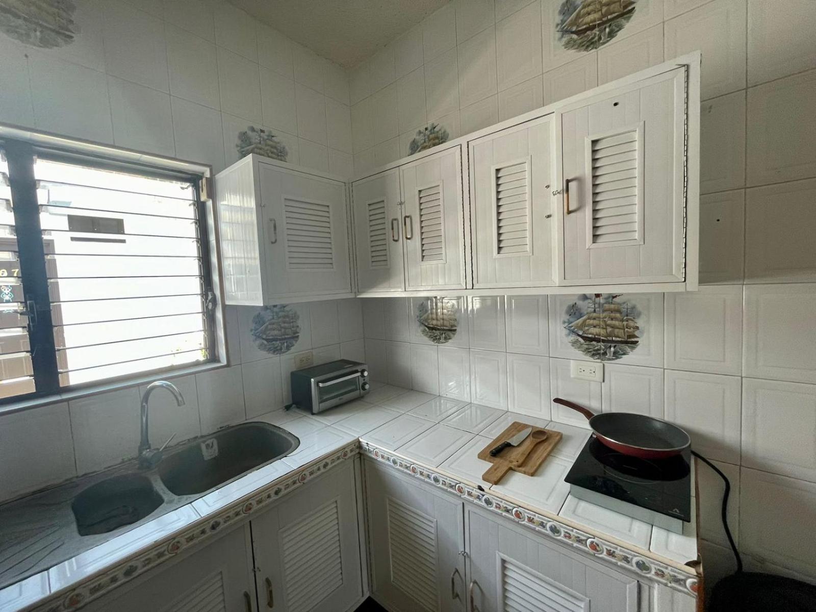 Balam Playa - 15Th Ave Hotel Playa del Carmen Exterior photo A typical kitchen in a condominium